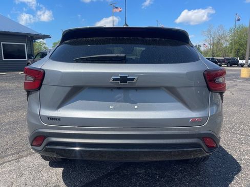 Used 2024 Chevrolet Trax RS FWD image 5