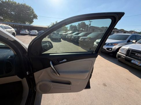 Used 2006 Saturn Vue 2WD w/ Leather Appointments Pkg image 30