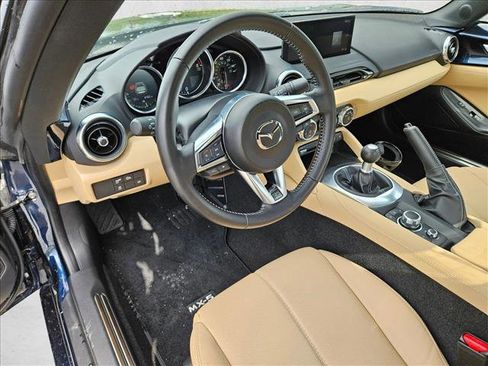 Used 2025 MAZDA MX-5 Miata RF Grand Touring RWD image 10