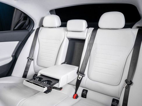 New 2026 Mercedes-Benz C 300 Sedan image 16