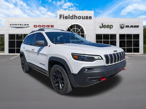 Used 2019 Jeep Cherokee Trailhawk w/ Cold Weather Group AWD/4WD image 8