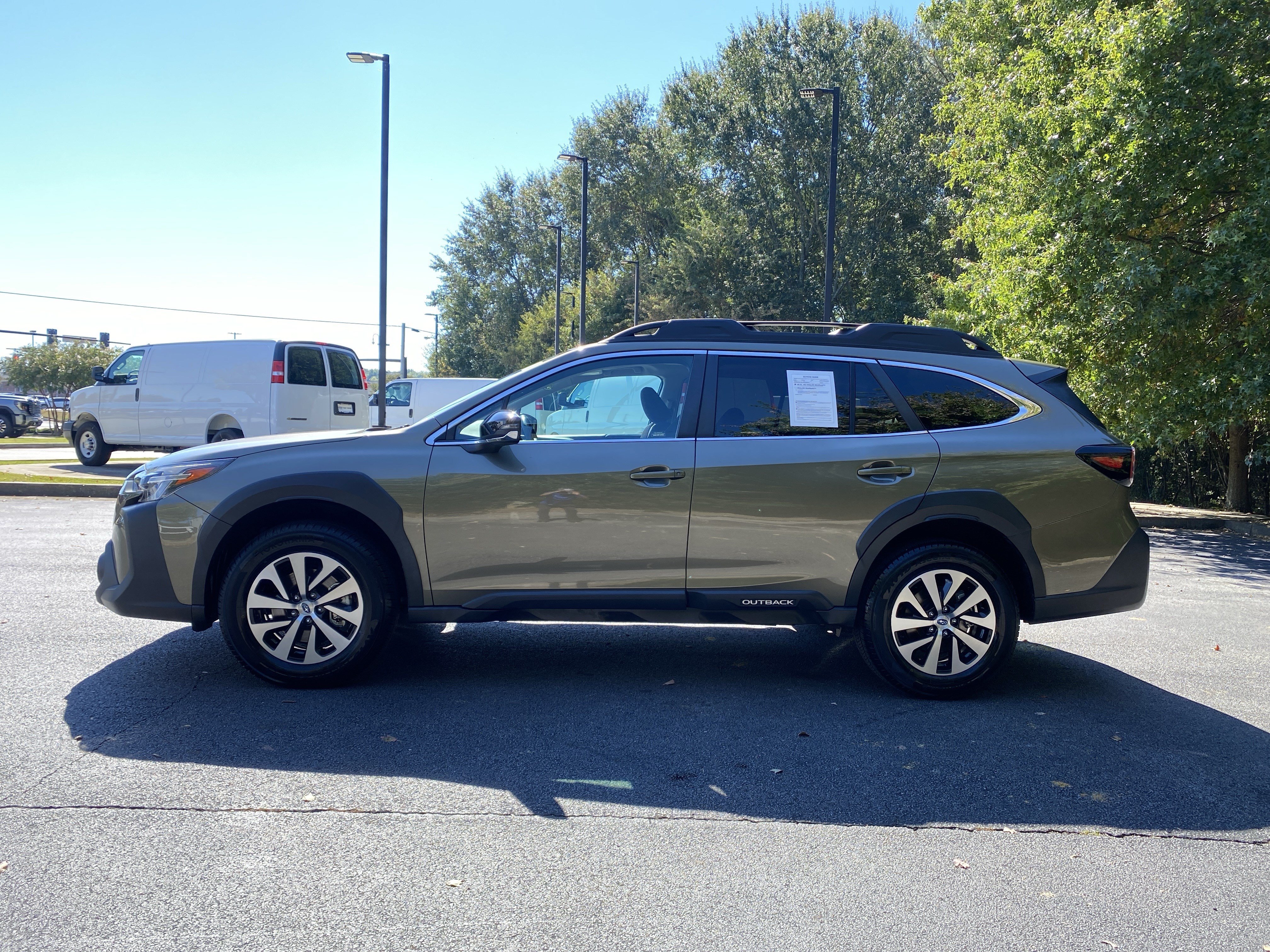 Used 2025 Subaru Outback Premium w/ Popular Package #1 AWD/4WD image 7