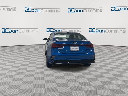 Used 2022 Kia Forte GT-Line w/ GT-Line Premium Package FWD image 7