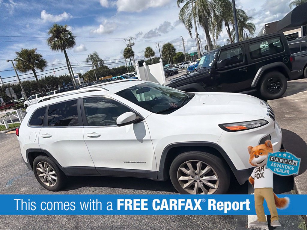 Used 2016 Jeep Cherokee Limited AWD/4WD image 3