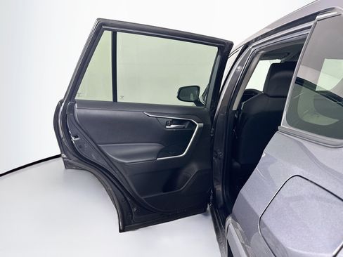 Used 2024 Toyota RAV4 XLE FWD image 25