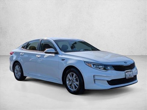 Used 2016 Kia Optima LX FWD image 3