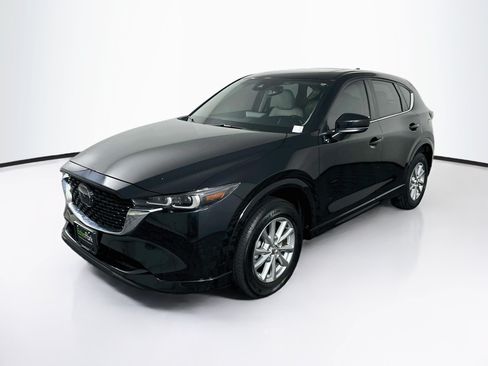 Used 2024 MAZDA CX-5 AWD 2.5 S w/ Preferred Package image 3
