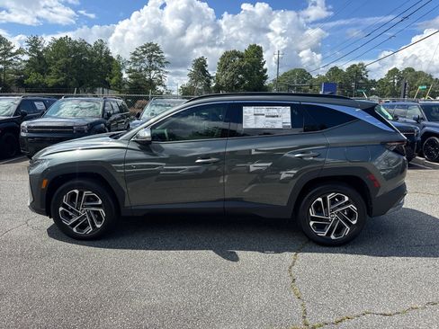 New 2025 Hyundai Tucson Limited image 8