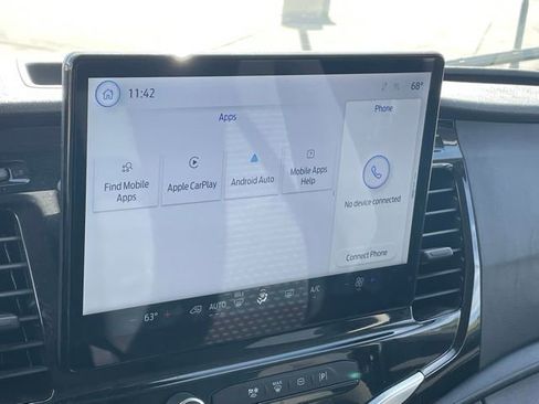 Used 2024 Ford Transit 350 XLT image 18