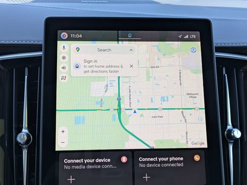 New 2026 Volvo XC90 T8 Plus w/ Protection Package Premier image 24