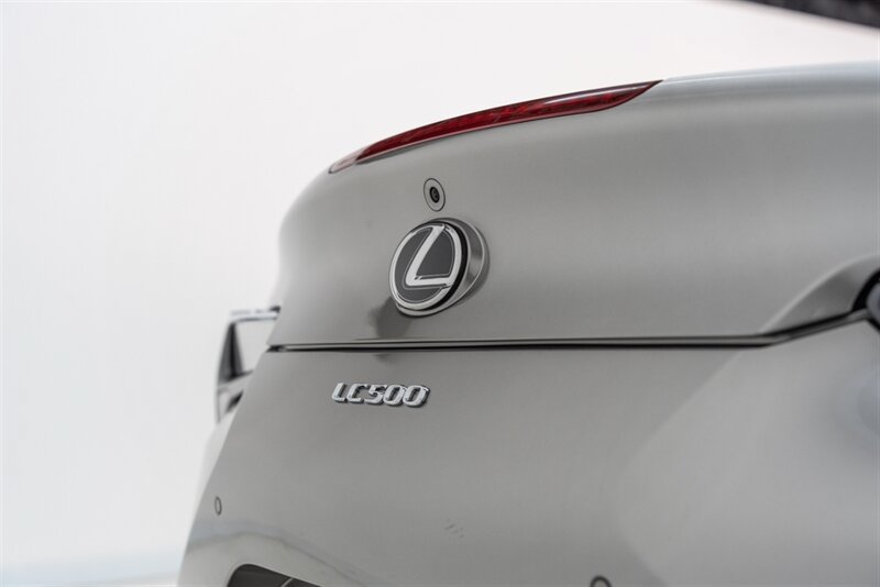 Used 2024 Lexus LC 500 Convertible w/ Touring Package RWD image 31