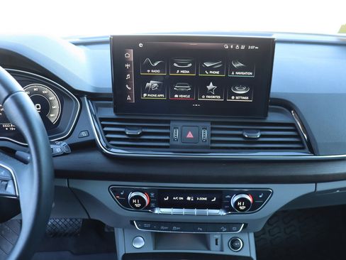 Used 2023 Audi Q5 2.0T Premium Plus w/ Premium Plus Package image 33