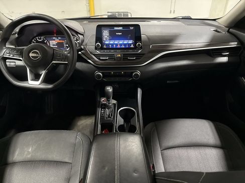 Used 2023 Nissan Altima 2.5 SV FWD image 10