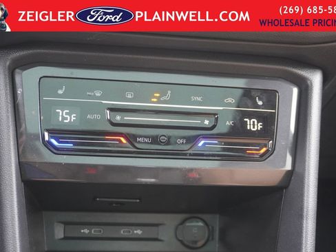 Used 2024 Volkswagen Tiguan SE image 20