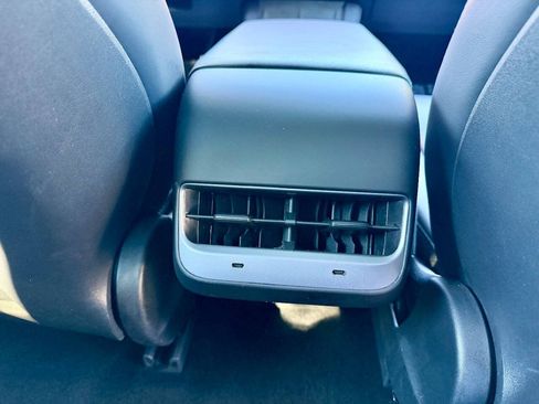 Used 2023 Tesla Model 3 Standard Range RWD image 19