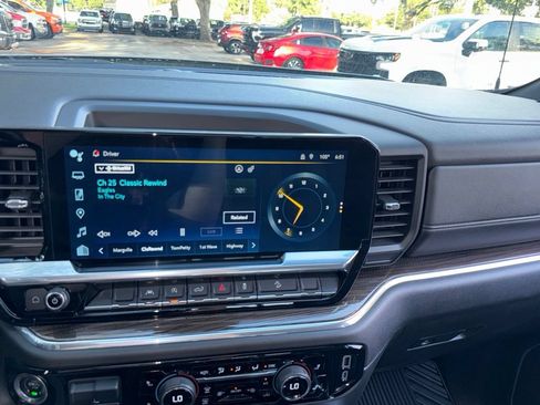 Used 2024 Chevrolet Silverado 1500 RST w/ Convenience Package II AWD/4WD image 91