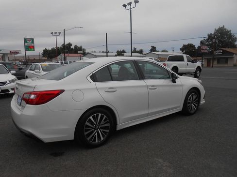 Used 2019 Subaru Legacy 2.5i Premium AWD/4WD image 9