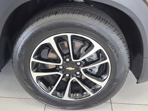 Used 2026 Chevrolet TrailBlazer LT w/ Convenience Package FWD image 8