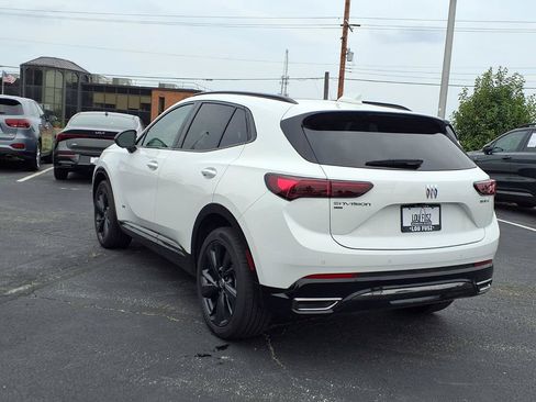 Used 2025 Buick Envision Sport Touring AWD/4WD image 2