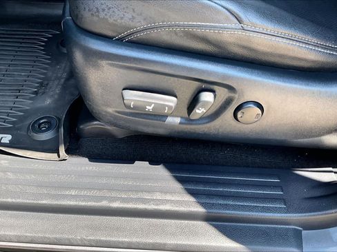 Used 2020 Toyota 4Runner Nightshade AWD/4WD image 30