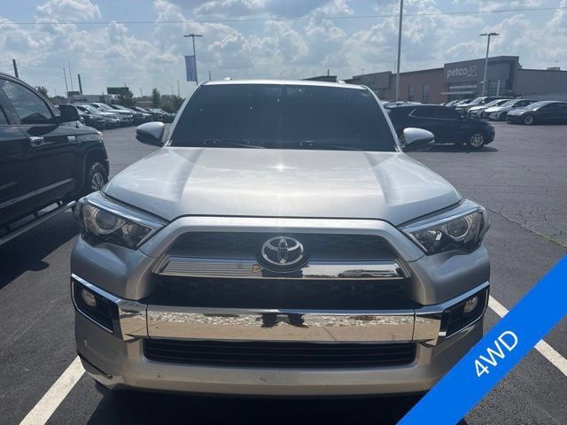 Used 2018 Toyota 4Runner Limited AWD/4WD image 2