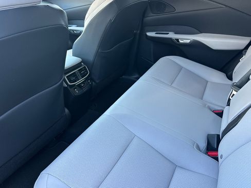 Used 2023 Lexus RX 350 Premium image 9