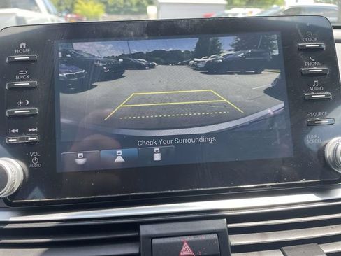 Used 2022 Honda Accord Sport image 27