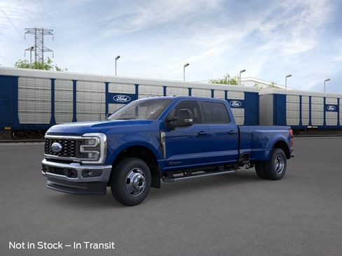 New 2026 Ford F350 4x4 Crew Cab DRW Super Duty image 13