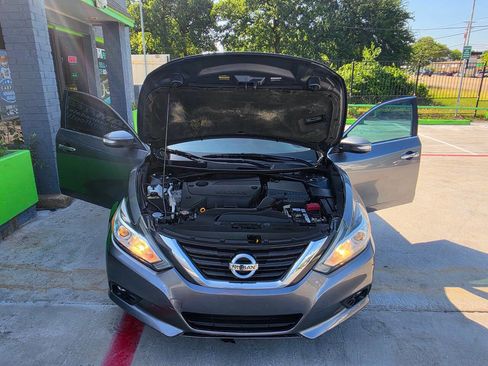 Used 2016 Nissan Altima 2.5 SL w/ 2.5 Technology Package FWD image 50