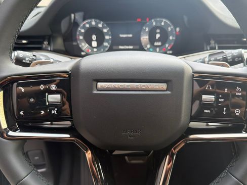 New 2026 Land Rover Range Rover Evoque Hoxton AWD/4WD image 11