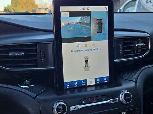 Used 2020 Ford Explorer ST w/ Premium Technology Package image 29