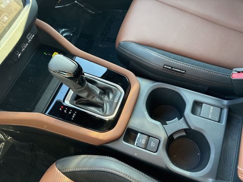 Used 2025 Subaru Forester Touring w/ Touring Package image 18