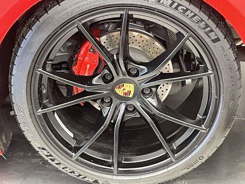 Used 2018 Porsche 718 Cayman S image 12