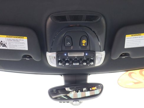 Used 2022 MINI Cooper SE w/ Driver Assistance Package image 38