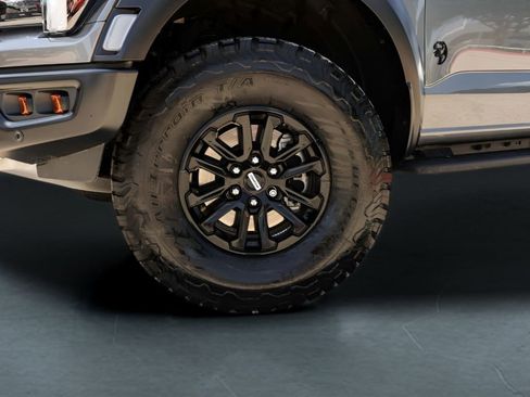 Used 2025 Ford F150 Raptor AWD/4WD image 4
