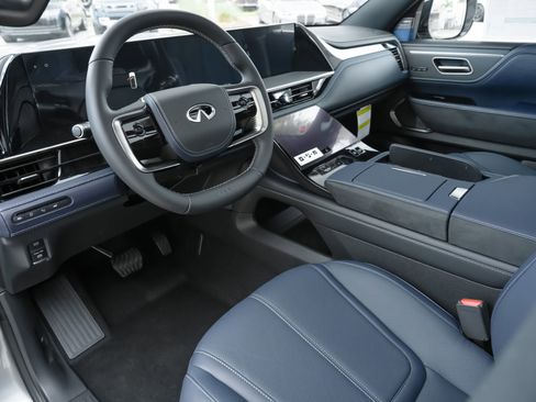 New 2026 INFINITI QX80 4WD w/ Sport Exterior Package image 7