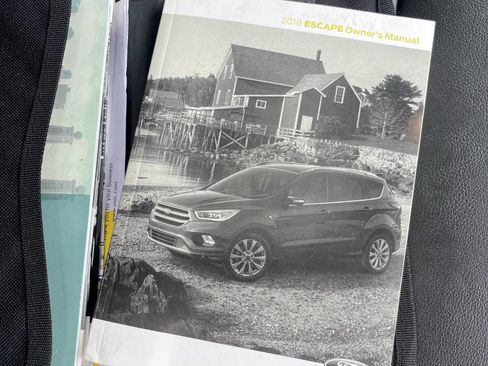 Used 2018 Ford Escape SEL FWD image 28