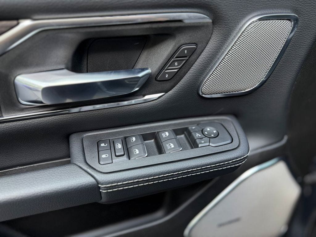 New 2026 RAM 1500 Laramie w/ Night Edition AWD/4WD image 25