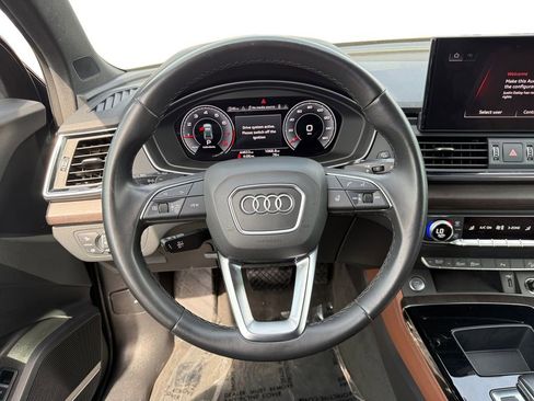 Used 2022 Audi Q5 2.0T Premium Plus w/ Premium Plus Package AWD/4WD image 12
