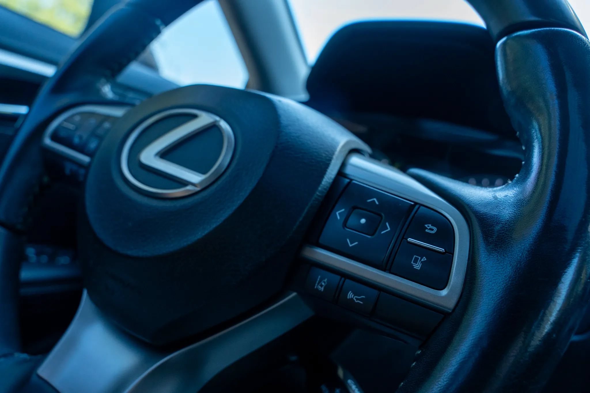 Used 2022 Lexus RX 350 FWD w/ Premium Package image 21