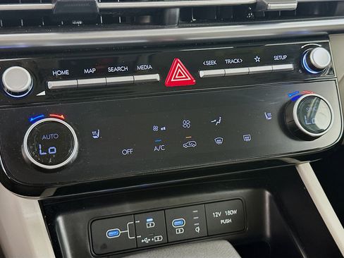 Used 2025 Hyundai Tucson SEL AWD/4WD image 23