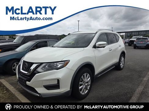 Used 2018 Nissan Rogue SV w/ Premium Package AWD/4WD image 1