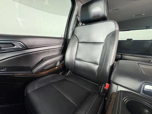 Used 2019 Chevrolet Tahoe LT AWD/4WD image 6