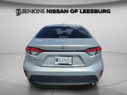 Used 2024 Toyota Corolla LE FWD image 7