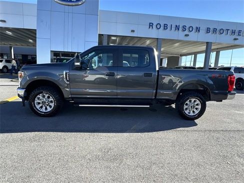 Used 2020 Ford F250 XL w/ STX Appearance Package image 8