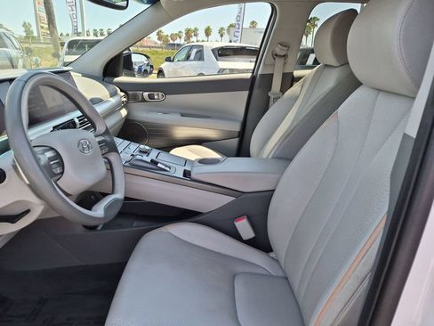 Used 2021 Hyundai Nexo Blue FWD image 15