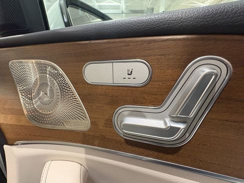 Used 2022 Mercedes-Benz GLE 350 4MATIC w/ Premium Package image 50