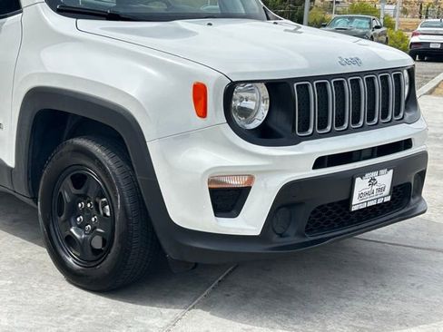 Used 2022 Jeep Renegade Sport image 11