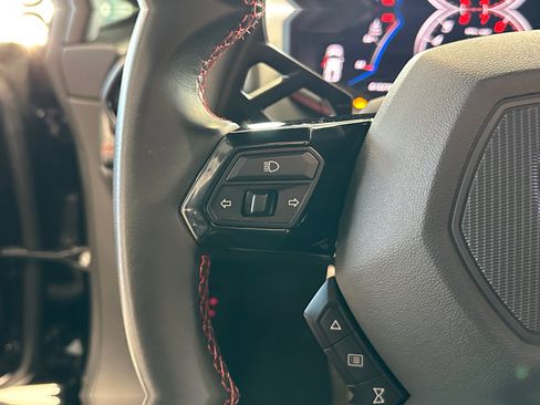 Used 2021 Lamborghini Huracan EVO image 15