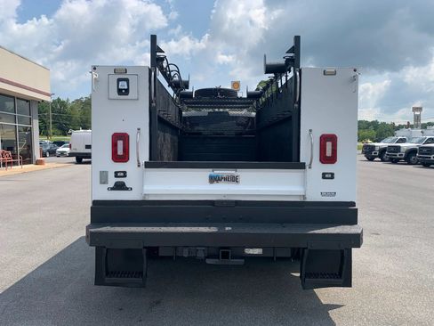 Used 2020 RAM 4500 Tradesman w/ Cold Weather Group AWD/4WD image 6